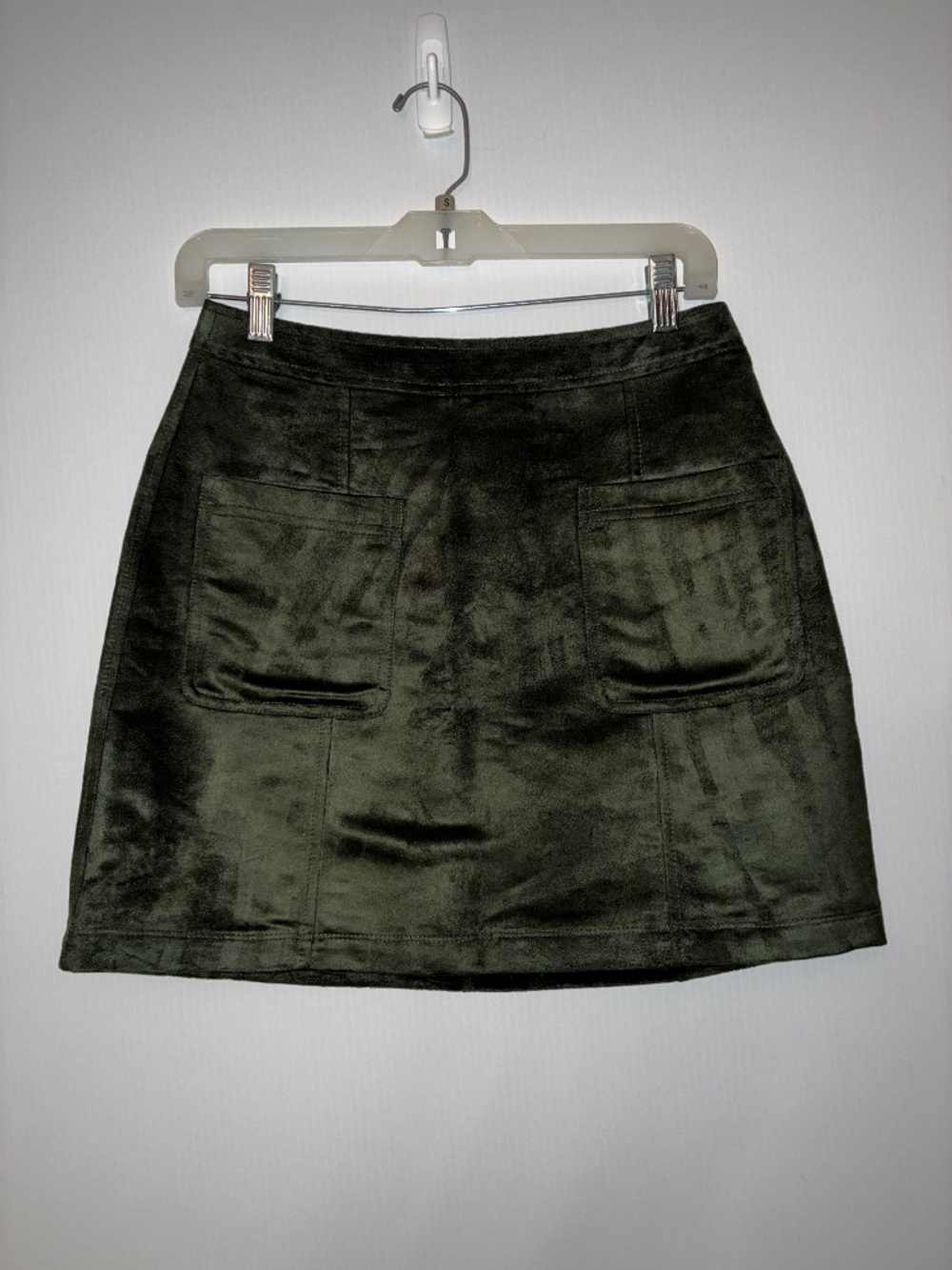 Old Navy new with tags faux suede green mini skirt.